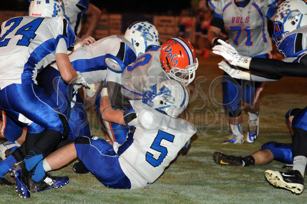 10-10 SA vs. FCHS 020.JPG - SCRIVENER D300